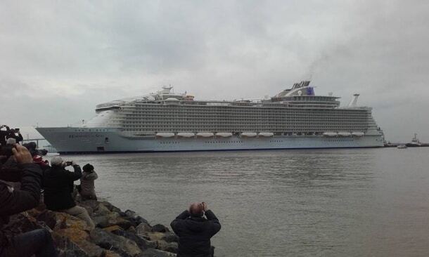У Франції зійшов на воду найбільший круїзний лайнер у світі