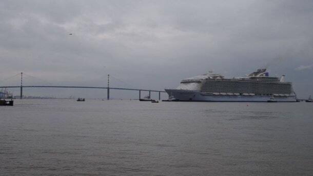 У Франції зійшов на воду найбільший круїзний лайнер у світі