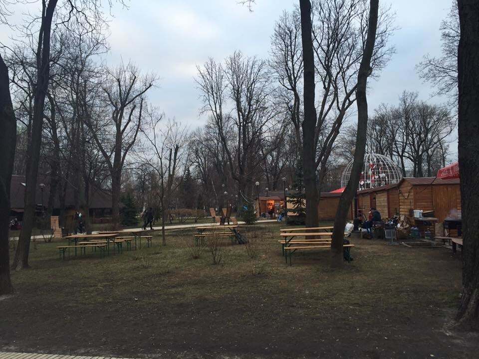 Кошмар в центре Киева: в соцсети пожаловались на беспорядок в парке Шевченко