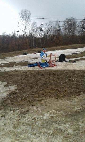 На Закарпатье чиновники жестко поиздевались над украинскими лыжниками: фотофакт