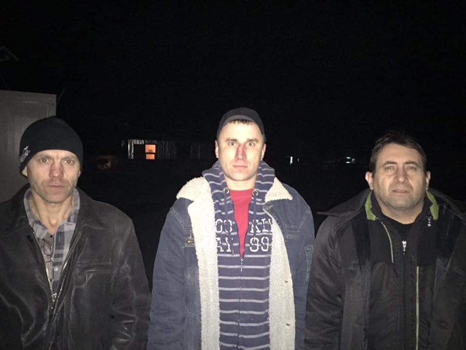 З полону терористів звільнили трьох осіб - Порошенко