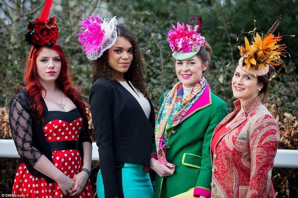 Парад шляпок: как прошел женский день на скачках в Челтенхэме