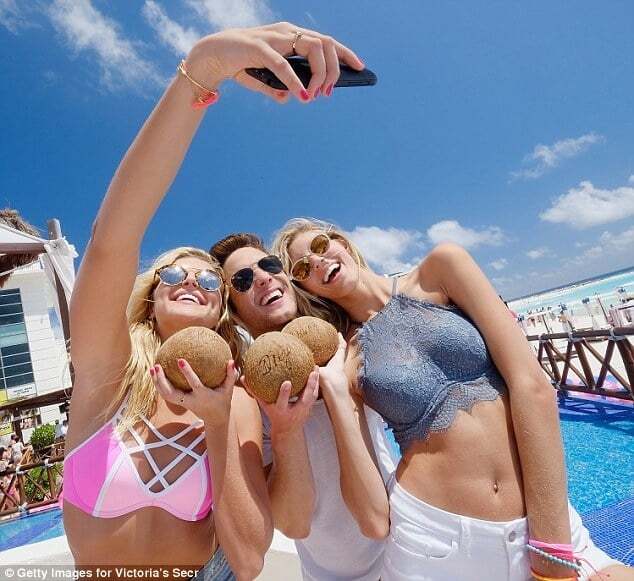 Мексиканские страсти: модели Victoria's Secret оторвались на пляжной вечеринке