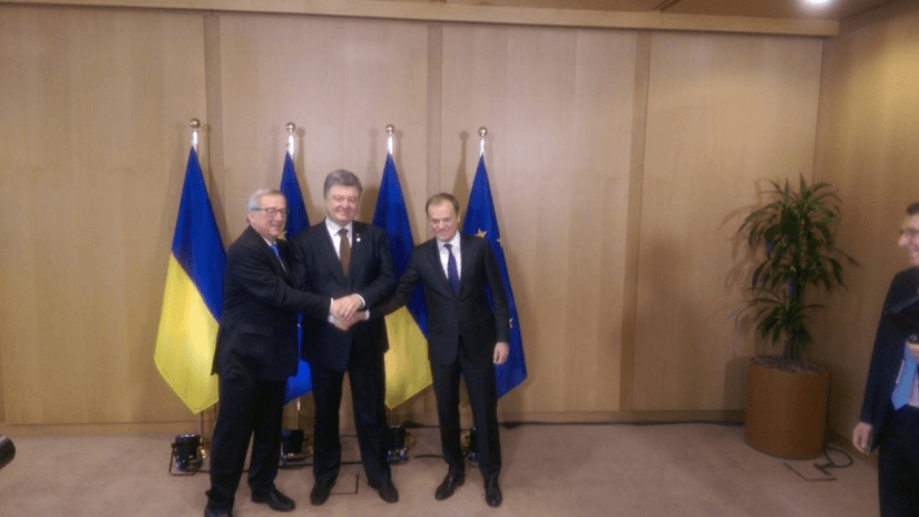 У Брюсселі Порошенко зустрівся з Туском і Юнкером: відеофакт