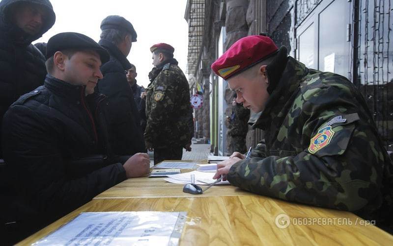 Окупація Криму: хроніки "референдуму". Фоторепортаж