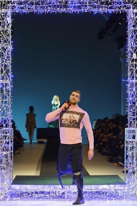 UFW: Залевский устроил гламурное шоу, усыпав бороды мужчин-моделей блестками