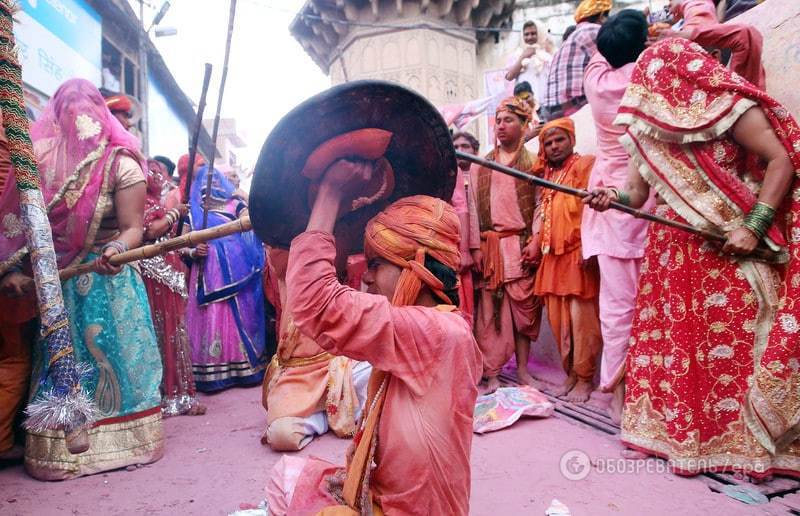 Фестиваль красок Холи: в Индии началось празднование прихода весны