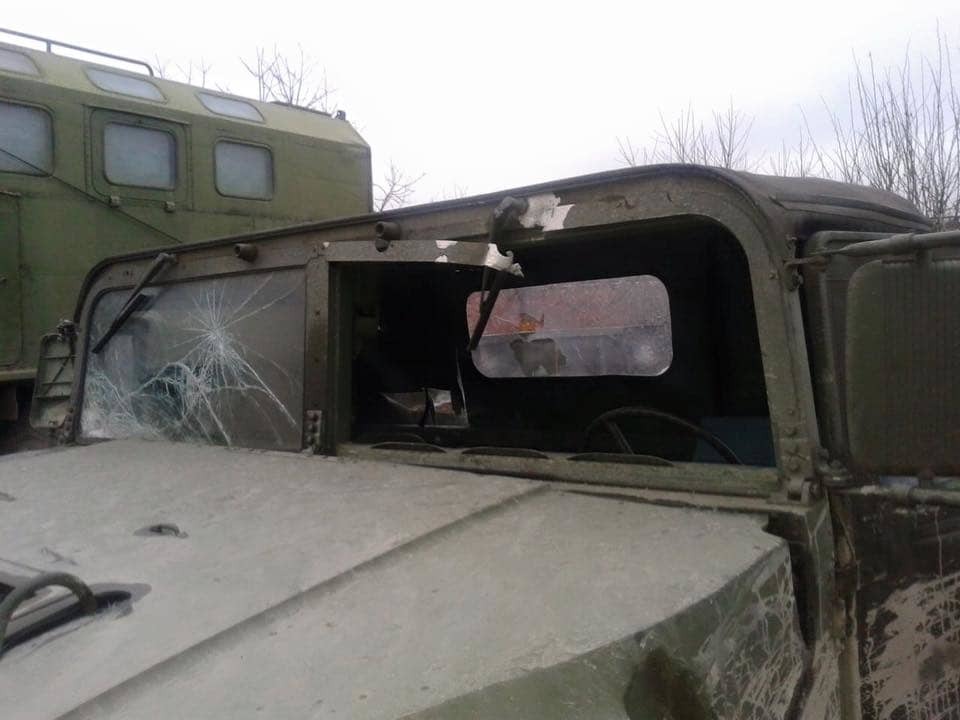 "Враг наглеет": появились фото последствий обстрела авто сил АТО на Донбассе