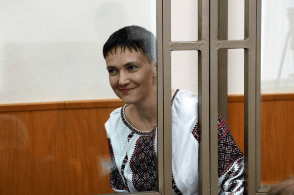 Битва за Надежду: Савченко и ее адвокат пришли на суд в вышиванках