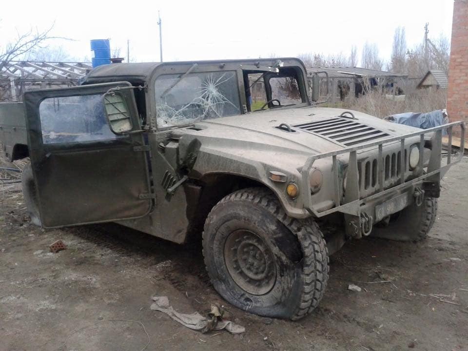 "Враг наглеет": появились фото последствий обстрела авто сил АТО на Донбассе