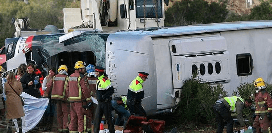 В Испании разбился автобус со студентами: среди пострадавших есть украинцы