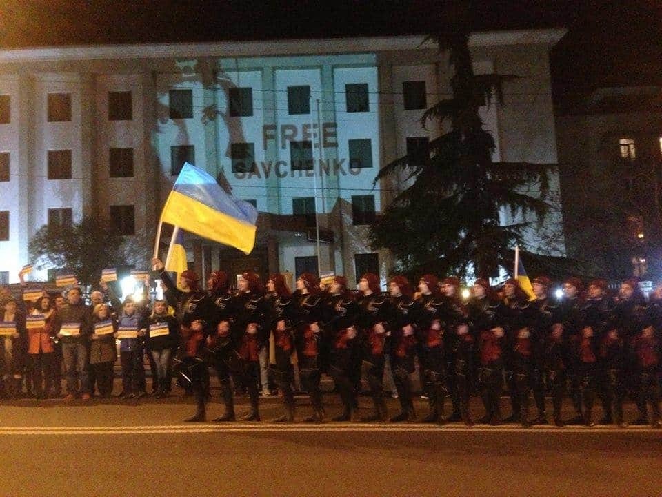 Грузинський балет "Сухішвілі" в Тбілісі підтримав Савченко бойовим танцем: фото, відео