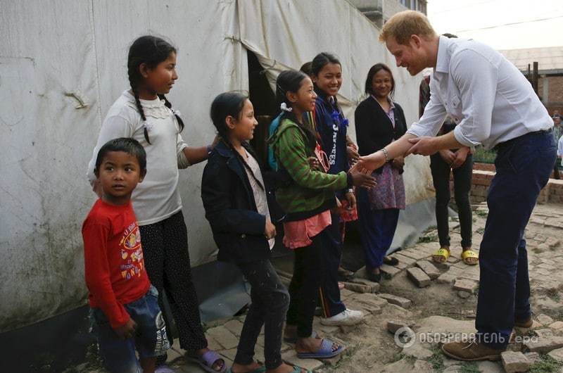 Приключения принца Гарри в Непале: фото и видео путешествия британца