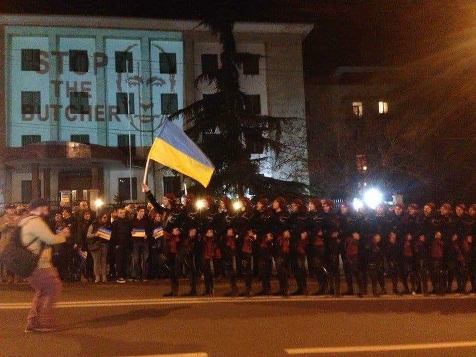 Грузинский балет "Сухишвили" в Тбилиси поддержал Савченко боевым танцем: фото, видео