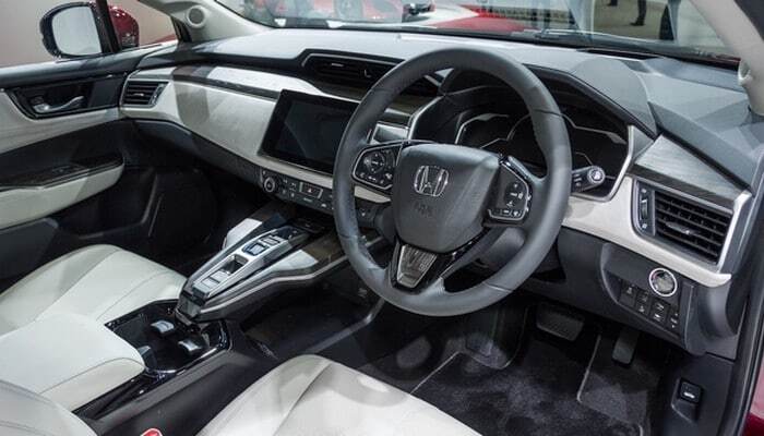 Honda выпустила первый автомобиль на водороде