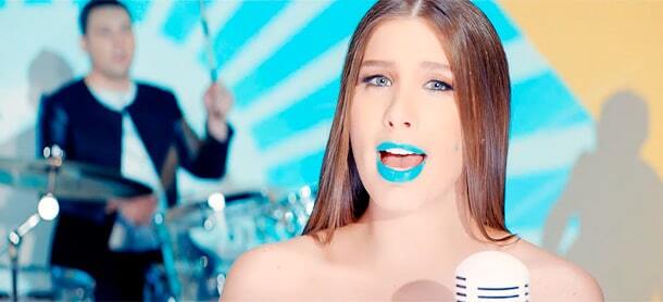 Красотка Кети Топурия снялась в ярком клипе с российскими рэперами