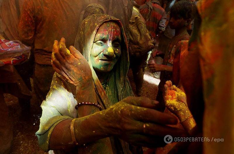 Буйство красок: как в Индии и Непале празднуют Фестиваль Холи