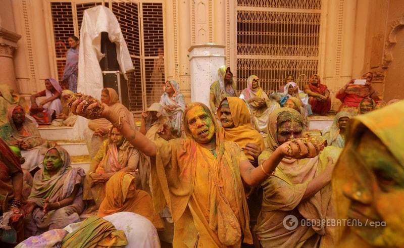 Буйство красок: как в Индии и Непале празднуют Фестиваль Холи