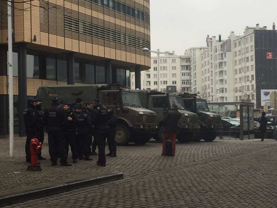 БТРы и вооруженные военные: украинский нардеп описала утро в Брюсселе. Опубликованы фото