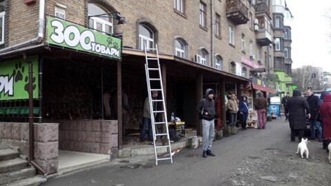 В Киеве ресторатор открыл огонь по коммунальщикам, двое ранены