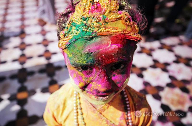 Буйство красок: как в Индии и Непале празднуют Фестиваль Холи