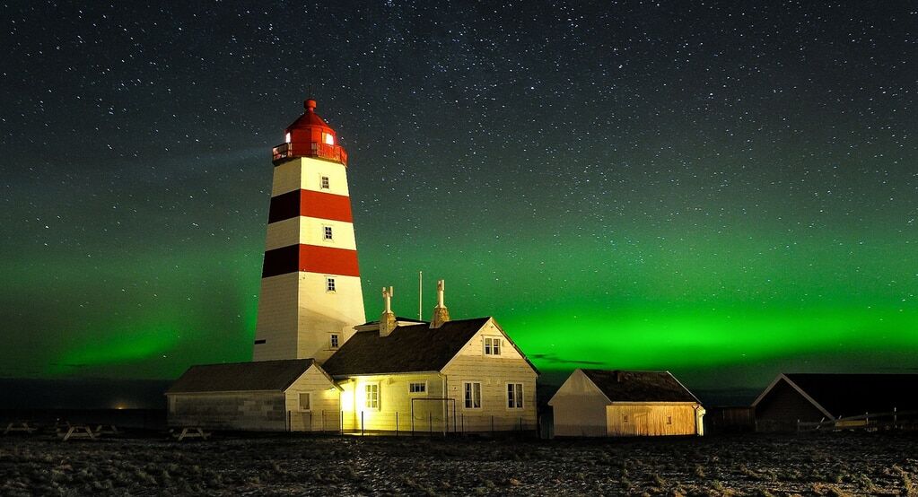 Морские стражи: потрясающие фото самых красивых маяков мира