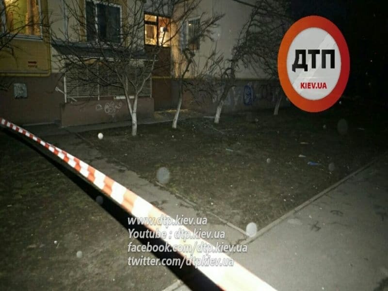 Ночью Киев потряс мощный взрыв. Опубликованы фото