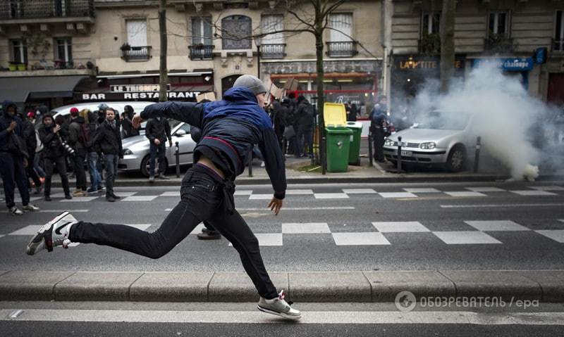 В Париже мирный митинг превратился в беспорядки, есть раненые: опубликованы фото, видео