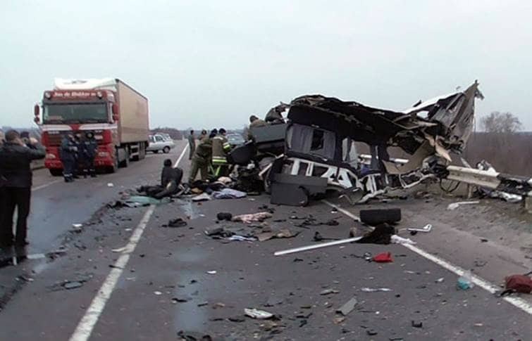 Столкновение маршрутки и грузовика на Полтавщине: возросло число жертв и раненых