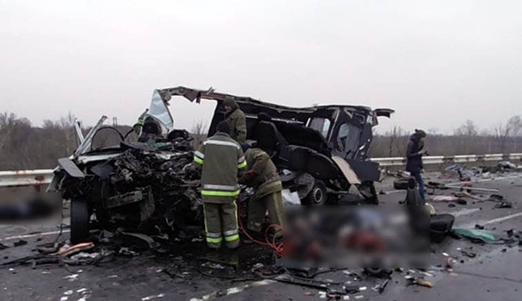 Столкновение маршрутки и грузовика на Полтавщине: возросло число жертв и раненых