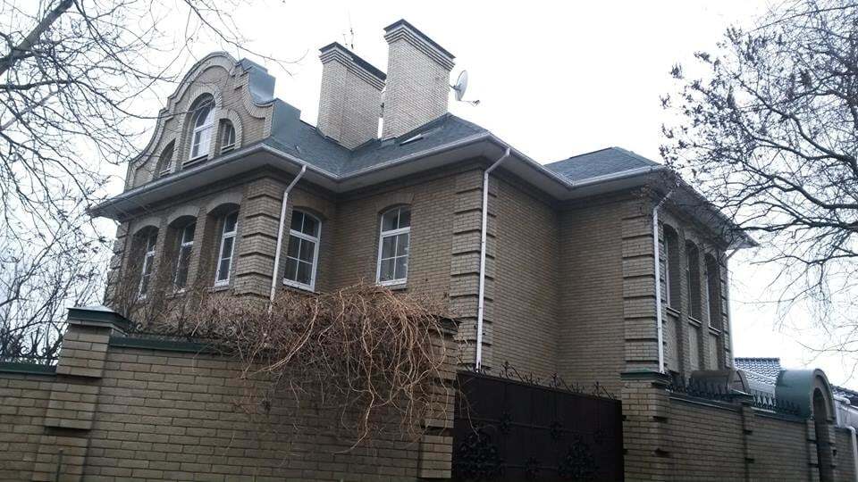 Жаловаться бесполезно: в сети показали киевские имения судьи из Донецка