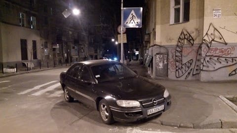 Не нашли две минуты: киевский полицейский пожаловался на водителей