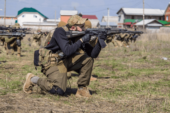 Сильні і мужні: в мережі показали тренування бійців "Азова". Фоторепортаж