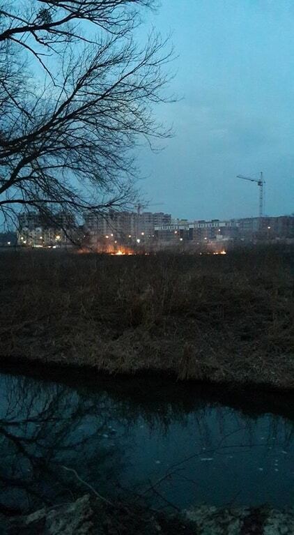 Первые ласточки: под Киевом заметили пожары на торфяниках