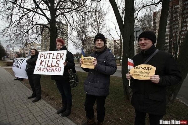 На Закарпатті розлючені водії перекрили українсько-словацький кордон: опубліковані фото