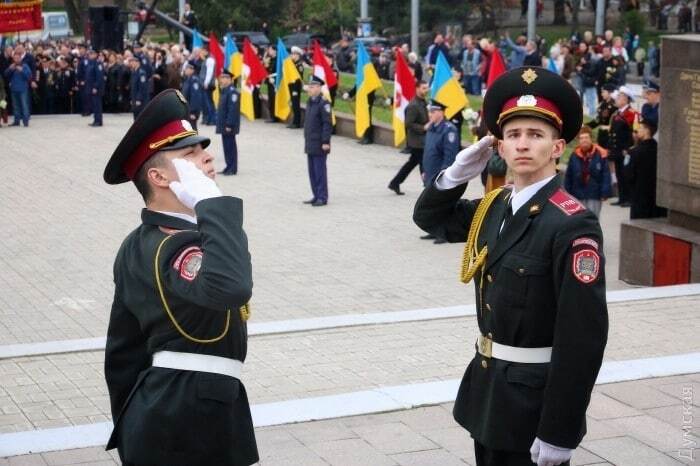 Провокації в Одесі: на День визволення міста з'явився прапор Росії. Опубліковані фото