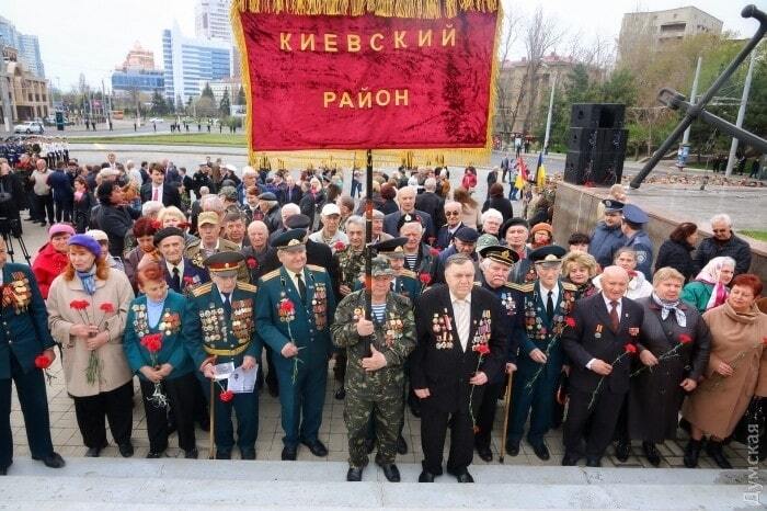 Провокації в Одесі: на День визволення міста з'явився прапор Росії. Опубліковані фото