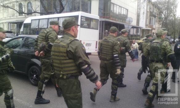 В Одессе произошли столкновения из-за георгиевских лент и флага России