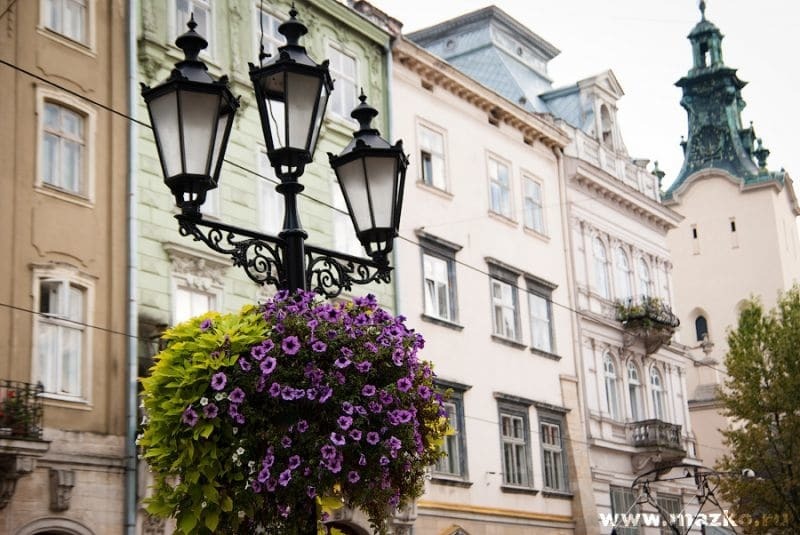 Куда поехать на майские: топ-20 лучших идей отдыха в Украине