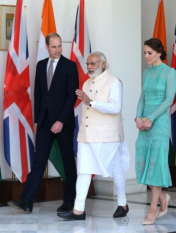 Кейт Миддлтон и принц Уильям встретились в Индии с детьми-беспризорниками