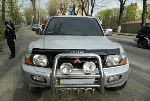 У Києві п'яний водій джипа збив поліцейського