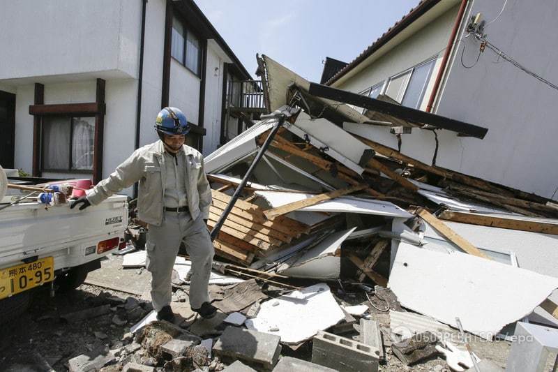 В Японии произошло мощное землетрясение: есть погибшие и пострадавшие. Фото, видео, подробности ЧП