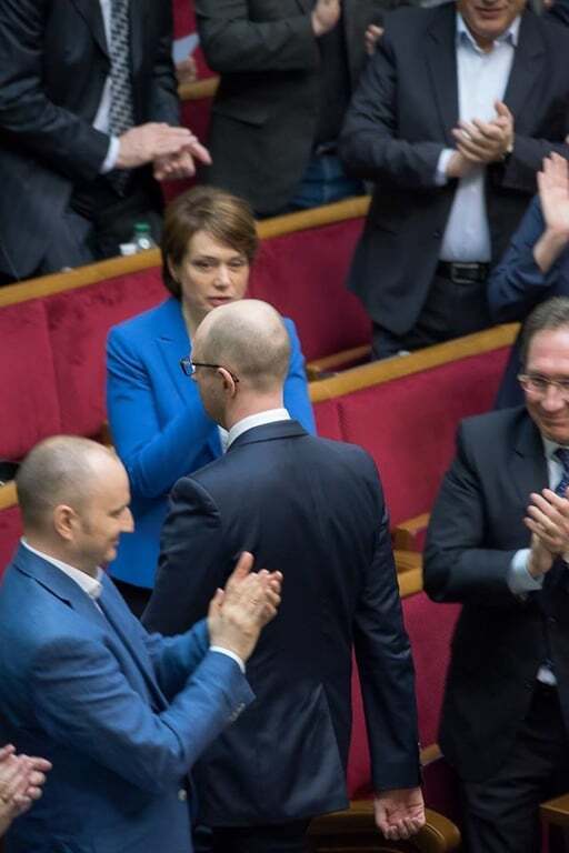 Яценюк произнес прощальную речь, Рада скандировала "Молодец". Добавлены фото