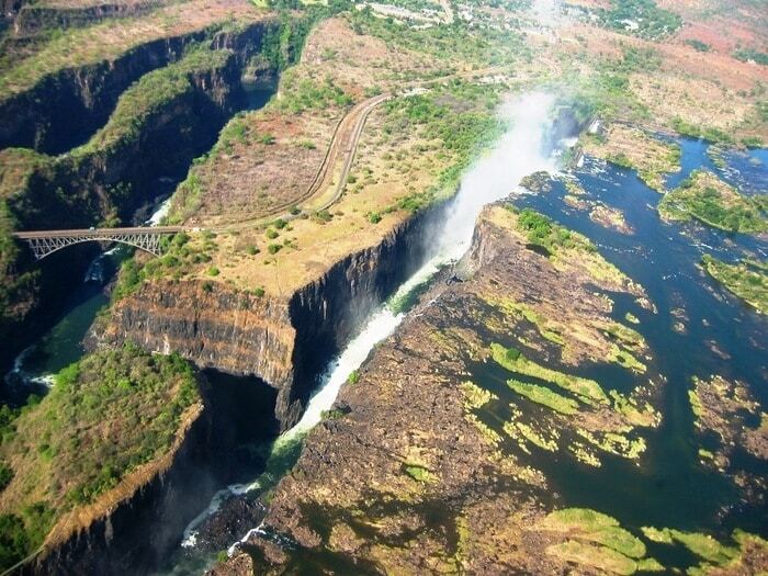 Удивительная Виктория: красочные фото самого большого водопада в мире