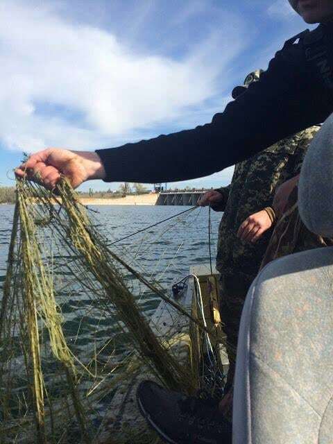 На Каховській ГЕС впіймали браконьєрів, які ловили цінні види риб