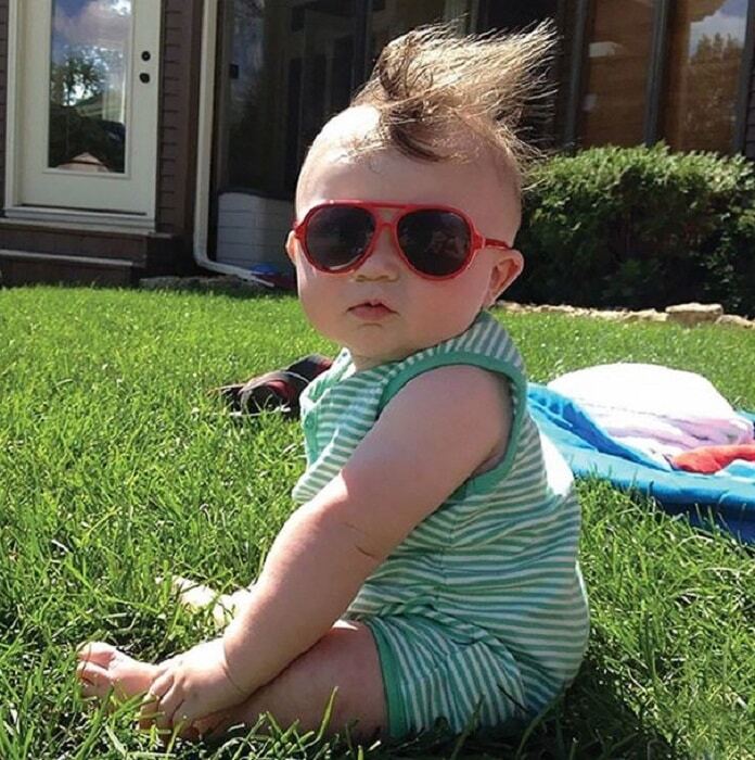 Зачіска з народження: веселі фото малюків із шикарною шевелюрою 