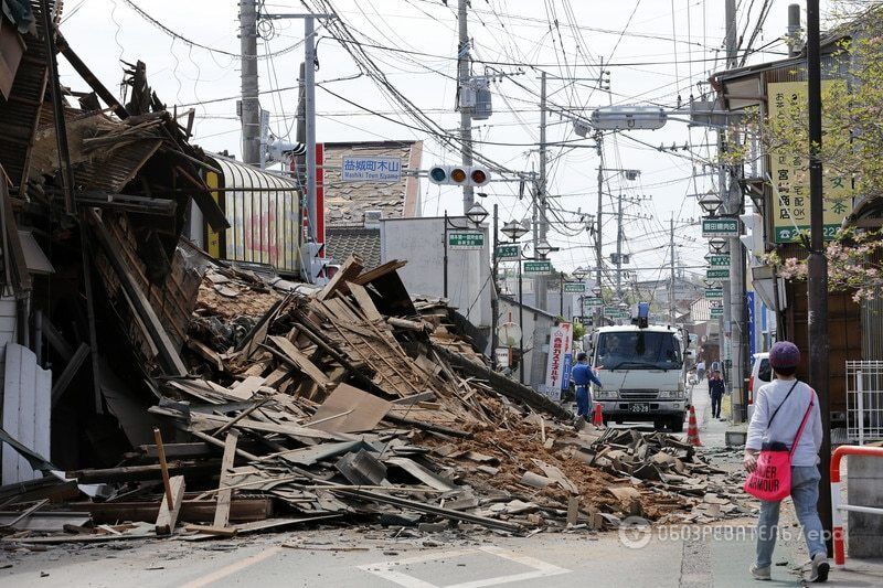 Землетрясение в Японии: число жертв возросло, пострадавших уже более 1000