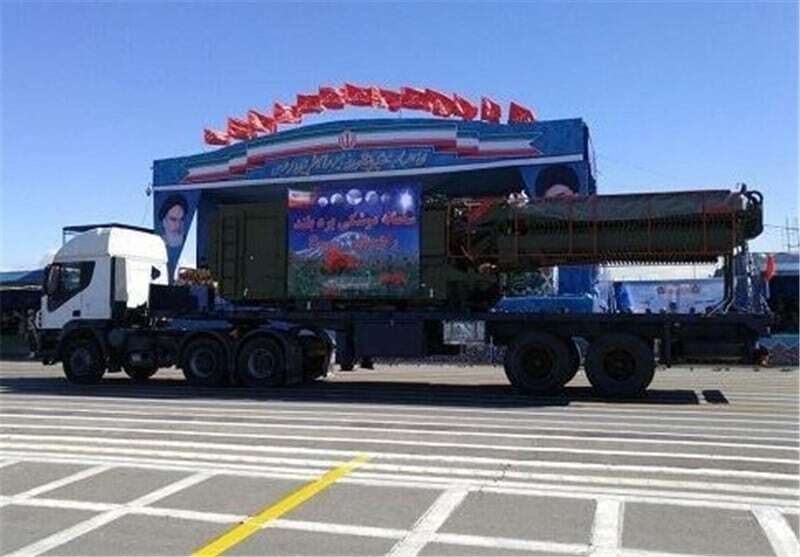 В Иране на парад выкатили военную технику России: опубликованы фото