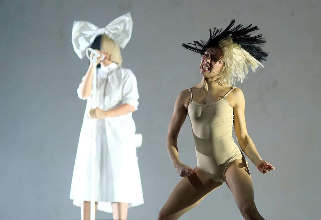 Выступление Sia произвело фурор на фестивале Coachella: опубликовано видео
