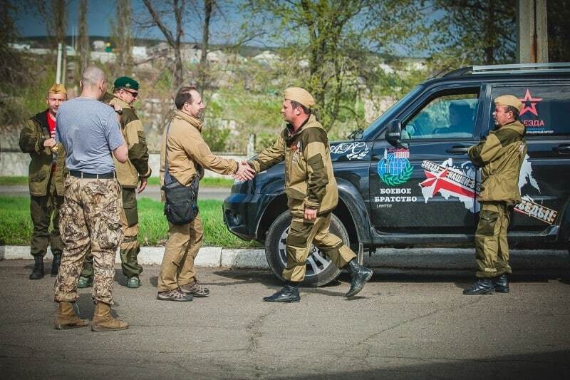 Ходаковский показал колонну российских авто, въезжающих в Донецк. Опубликованы фото